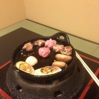 あひ鴨一品 鳥安 - 所狭しと深谷ネギ