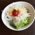 ボーノ - ランチではサラダが付きます。