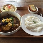 本日は、ぷくぷく商店 - チキンスープカレー、950円です。