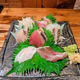 吟魚のはなれ  吟チロリ - 料理写真:刺身盛合せ