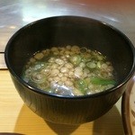 ステーキ宮川 - あげ玉の味噌汁