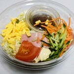 セブンイレブン - 料理写真:スガキヤ監修冷やしラーメンサラダ368円