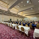 亀の井ホテル - ビュッフェ会場風景