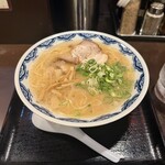 博多麺房 赤のれん - 