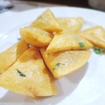 ロッツォシチリア - ”パネッレ”　パレルモ名物ヒヨコ豆のフリット