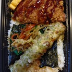 キッチンオリジン - 料理写真:ノッてる!チキン竜田のり弁当。