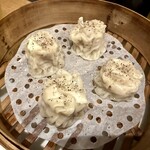 水餃子と胡椒シュウマイの二兎 - 