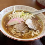ふくみ大衆食堂 - ダブルの格闘家はしょうゆラーメン半チャーハンセット！