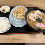 共栄ラーメン - 料理写真: