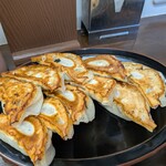 中華食堂笑楽 - 料理写真:餃子
