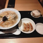 横濱 一品香 - 