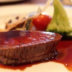 名古屋マリオットアソシアホテル - 特選牛フィレ肉のロースト　胡椒風味のポートワインソース