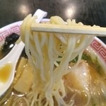 幸楽苑 - 麺アップ。