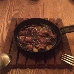 CAMPS - 鷄レバーとハツのアヒージョ♪