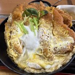 お食事処 りんどう - 料理写真:ダブルかつ丼1600円