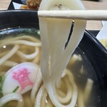 資さんうどん - 柔らかいうどん。飲み会の翌日にも優しい