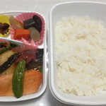 Hamatou - 三味弁当　７３５円　【　２０１３年１０月　】