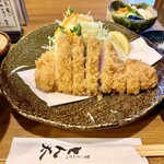 とん太 - 特ロースカツ定食　2600円