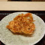 緒方 - サクラエビのかき揚げは二段階の味付け