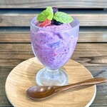Cafe はぁとの葉っぱ - 3種のベリースムージー