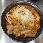 麺創研 紅