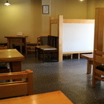 吾妻橋 やぶそば - ゆったりとして寛げる空間