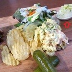 カウボーイカレー - 袋にたまったソースや肉汁を楽しむために替え飯付き