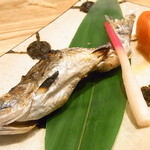 はてなのちゃわん - あまご炭火塩焼き￥５８０　背骨も頭も食べられる柔らかさ☆♪