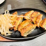 鉄神 - 餃子