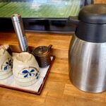 昼だけうなぎ屋 - カウンタートップ
