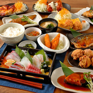 鮮度抜群の市場鮮魚入り「刺身定食」など充実のお食事メニュー♪