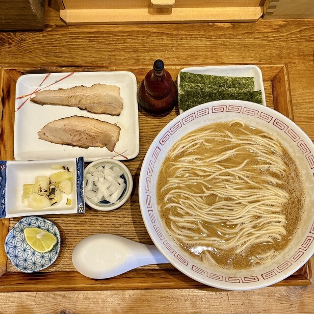 炭火焼濃厚中華そば 大覇道 - 錦糸町/ラーメン | 食べログ