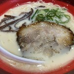 麺達 - 豚骨ラーメン950円
