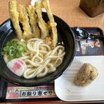 資さんうどん - 料理写真: