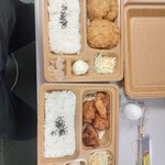 本家かまどや - 料理写真:ヒレカツ弁当と唐揚げ弁当