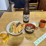 呑ひゃら - 上天丼、アサヒスーパードライ中瓶、