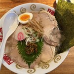 博多　一風堂　姫路店 - 料理写真:極博多冷やかけ中華そば（塩）全景です