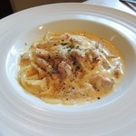 ステラート - カルボナーラも具だくさん