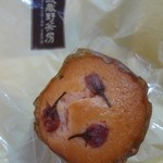 武蔵野茶房 - 桜のパウンドケーキ