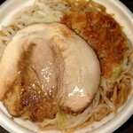 セブンイレブン - 料理写真:デカ豚ラーメン