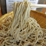 蕎麦 つづら - 果皮のお星様がチラチラしてますよ