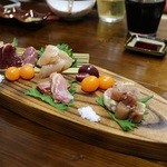 比内地鶏の刺身盛り合わせ