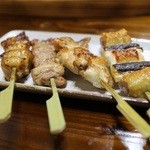 やまと家 - 比内地鶏串焼き（ぺた、せせり、ふりそで、ねぎま）