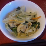 盛岡月が丘食堂 - 鶏皮と菜の花の柚子故障和え