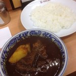 デリー - 牛ほほ肉のカシミールカレー