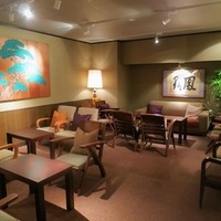 THE FUNATSUYA - 店内へ入りるとウェイティングルーム☆