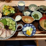 よし紀 - ランチ真鯛とアボカド丼2,300円