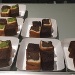 アールフリッターズ - お店の商品が並んでいる様子（撮影許可をもらっています）