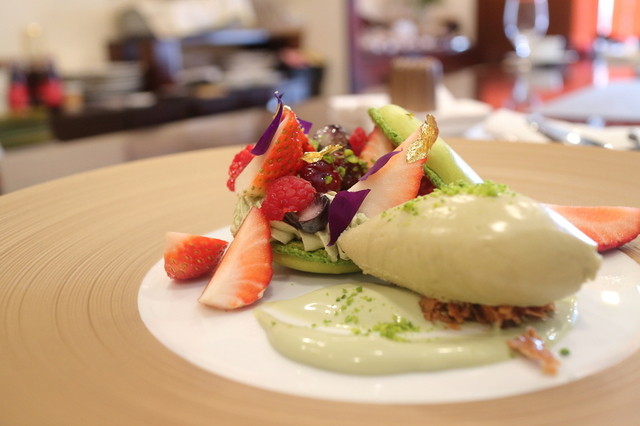 極上のアシェットデセール！常連限定のコースは一度体験したい！』by