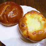 飯塚パン店 - エビチリ、エビグラタン